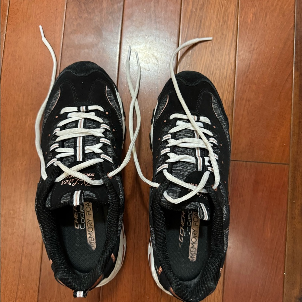 Skechers D'Lites women's athletic shoes